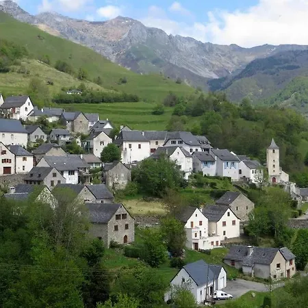 Gite Malgre Tout Aydius Buitenkant foto